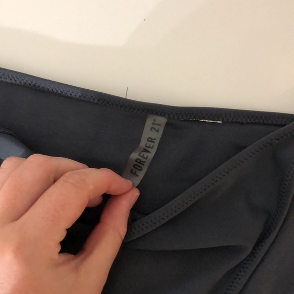 bikini bottoms - Picture 3 of 4